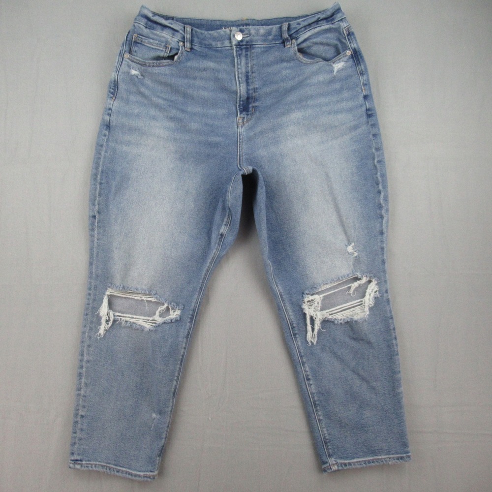 American Eagle Curvy Mom Jean Womens 18 Short Blue Distressed High Rise Stretch